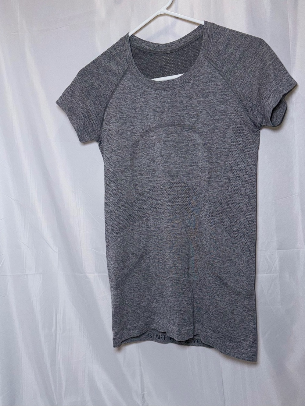 lululemon athletica Short Sleeve Gray Tee